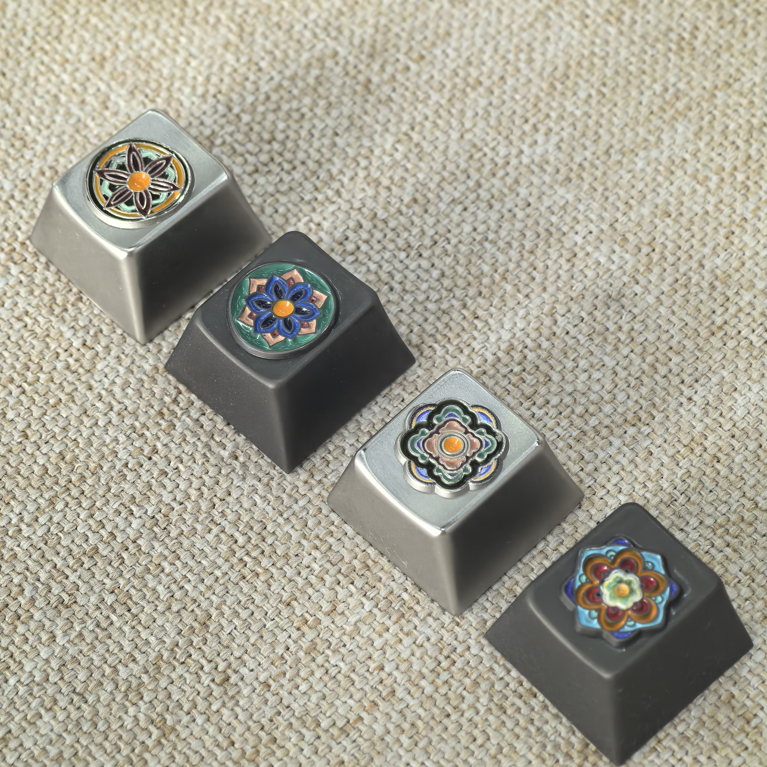 MAIMOOO Keycap in Metallo Pers - Retro Gaming Gun recensione e prezzo