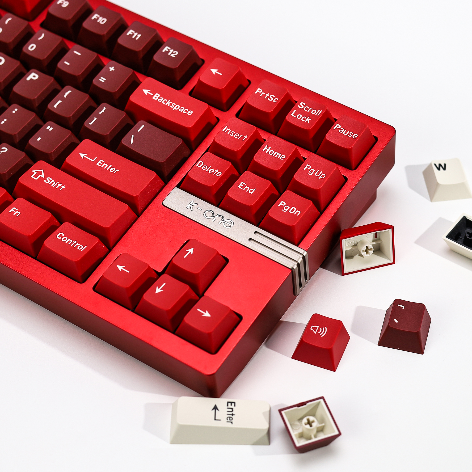 KBDiy GMK Jamon Keycap Rosso R - Retro Gaming Laptop recensione e prezzo