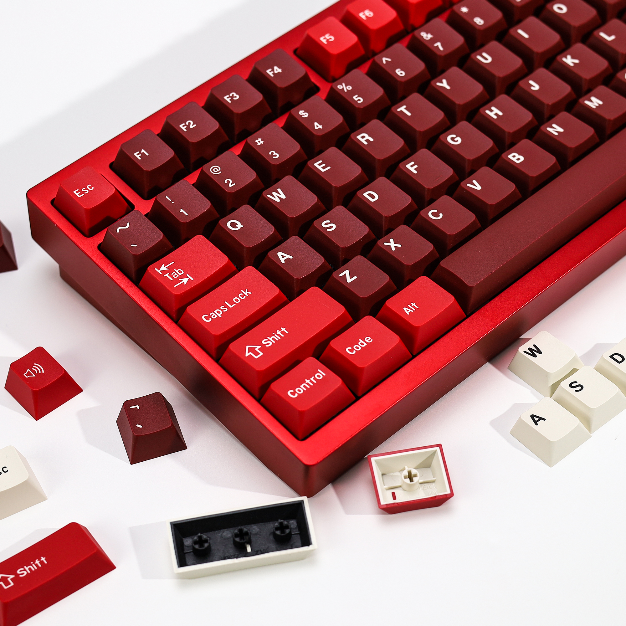 KBDiy GMK Jamon Keycap Rosso R - Retro Gaming Laptop recensione e prezzo