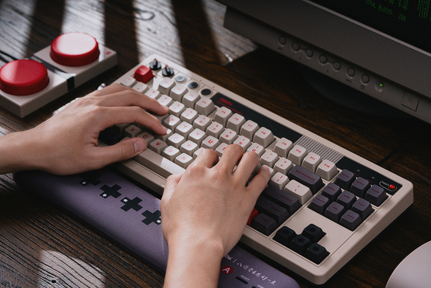 Tastiera meccanica retrò 8Bitd - Retro Pc Gaming recensione e prezzo